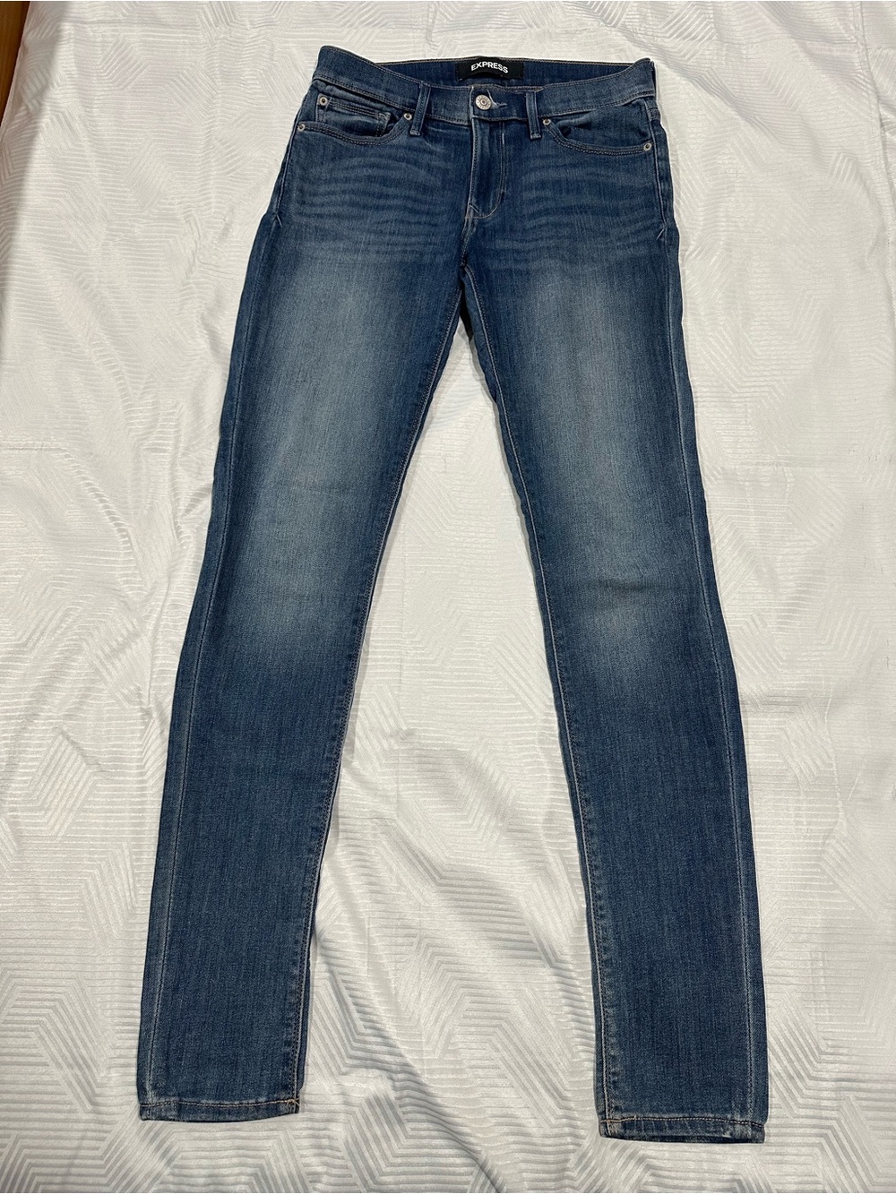 Express Mid-Rise Legging Stretch Jeans - Dark Wash - Size 6L (Long)
